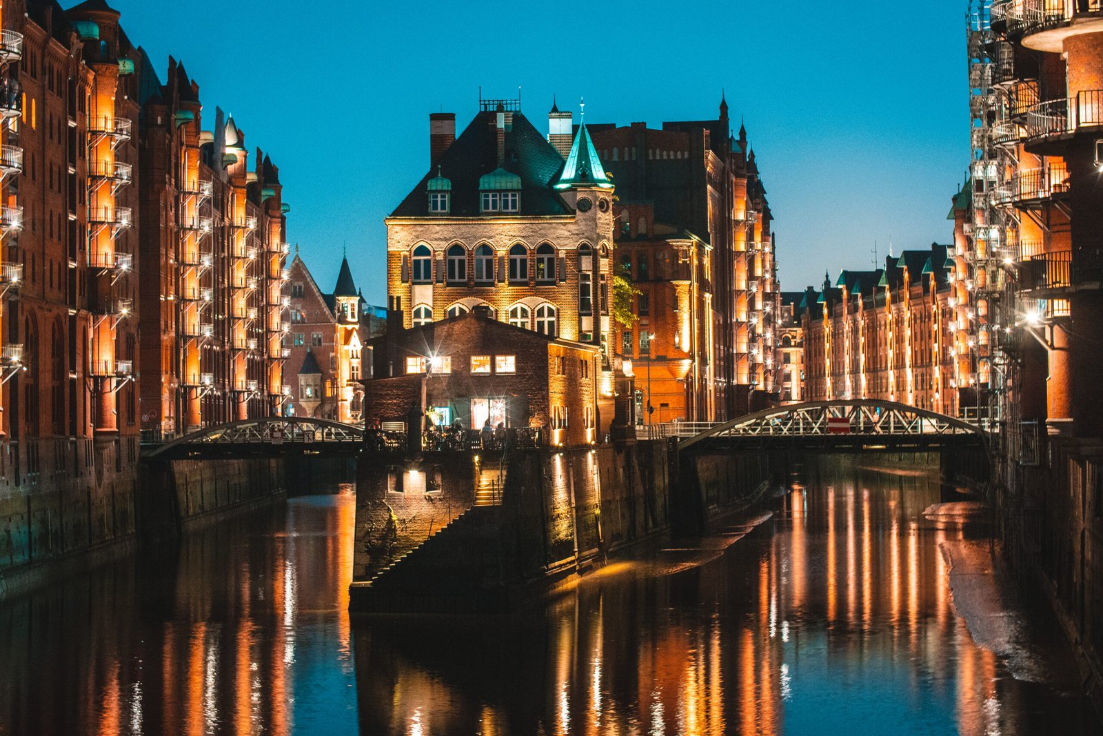 Hamburg, Speicherstadt in der D&auml;mmerung